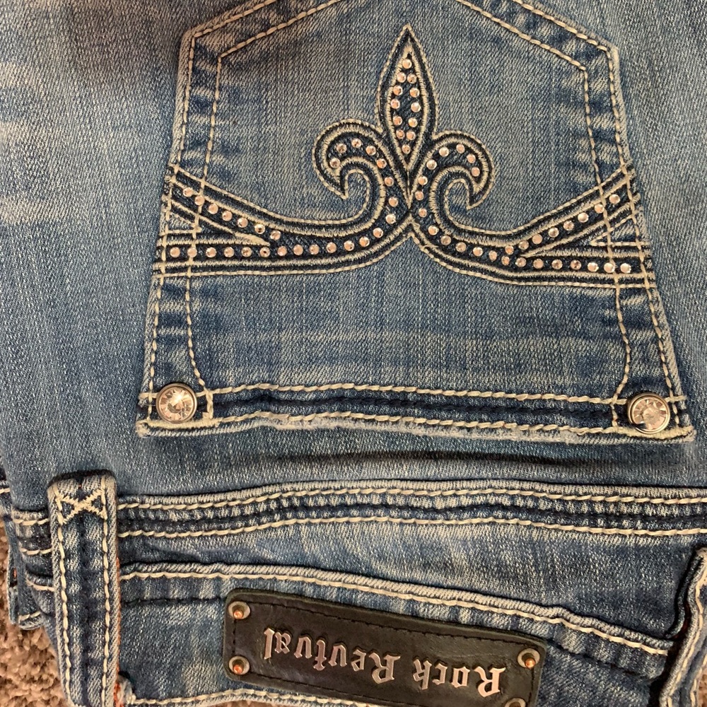 Rock Revivals Sz 34